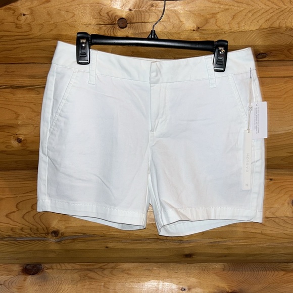 Carlson NWT 5 Inch Cotton Blend Twill Shorts Size 6 in White - Picture 2 of 8